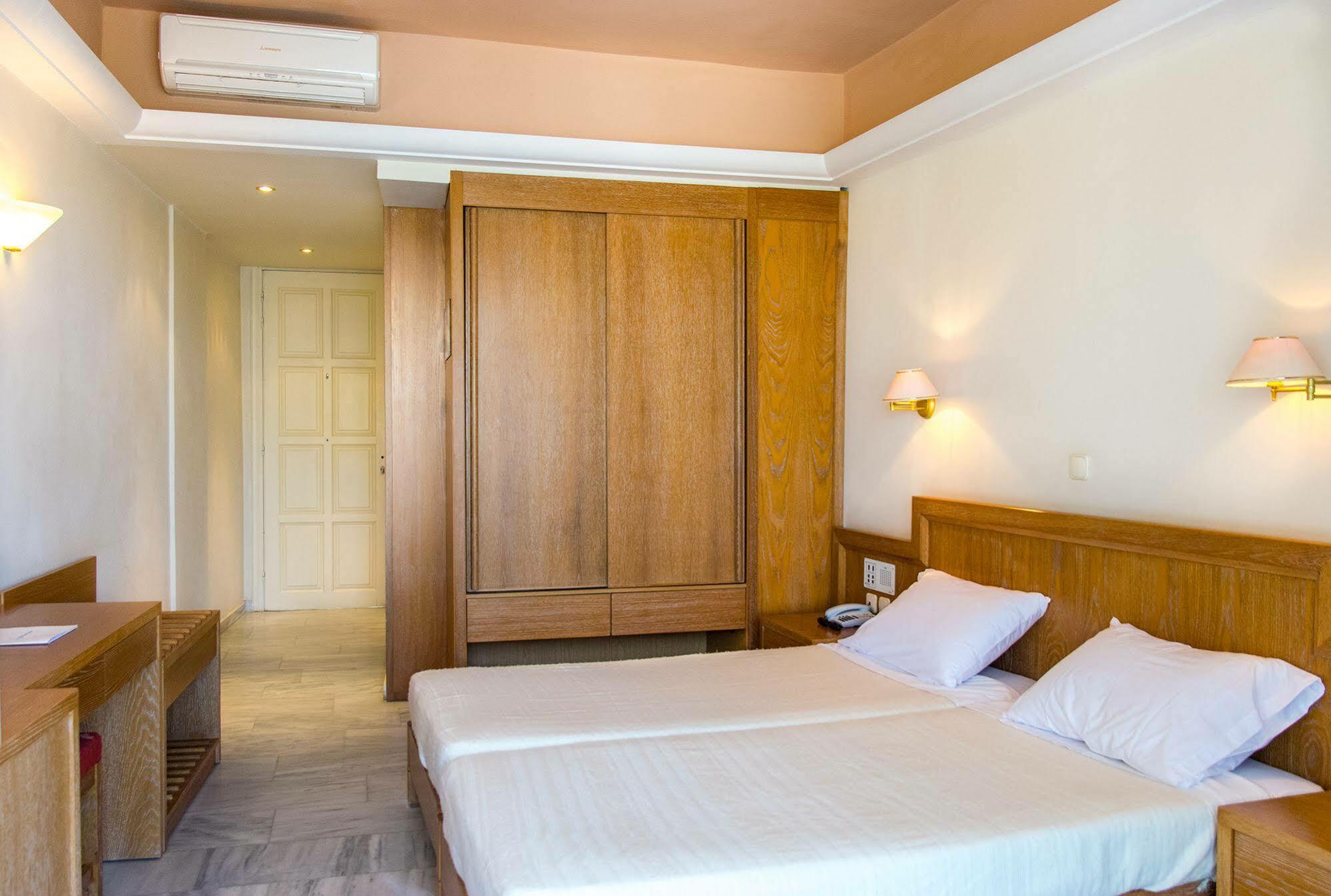 Anita Beach Hotel- Adults Only Rethymno Exteriér fotografie